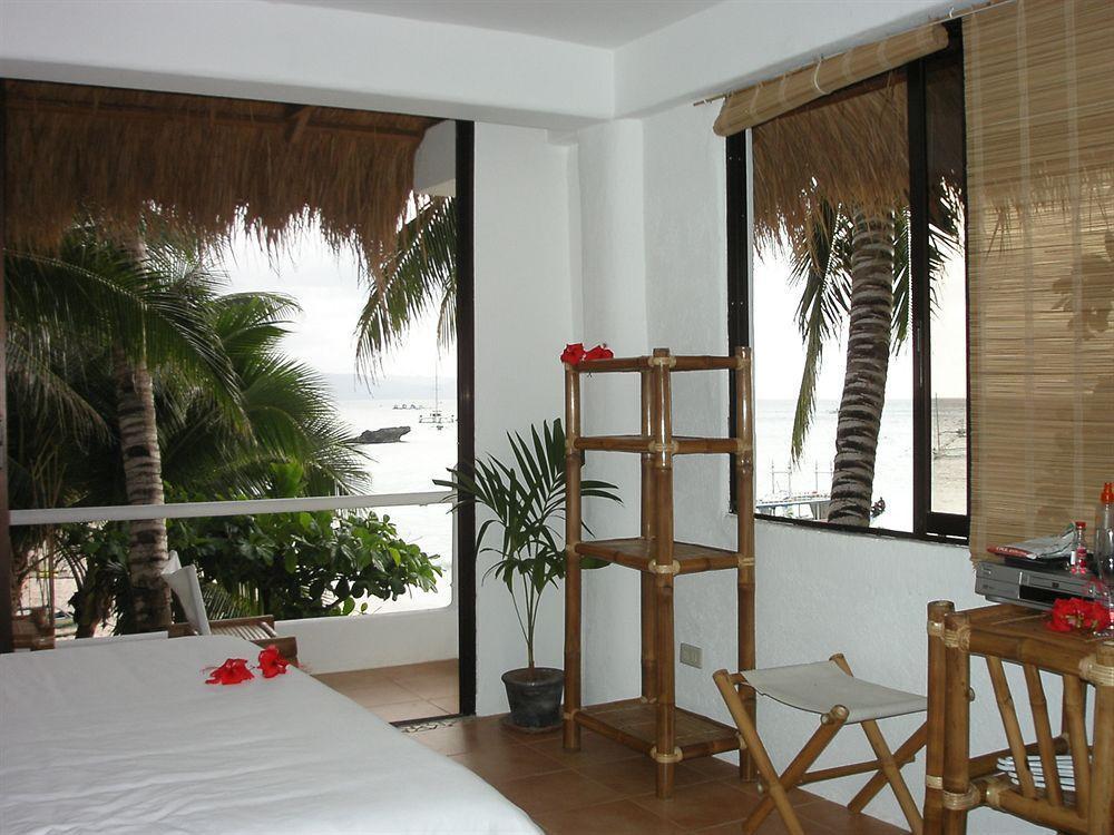 Artista Beach Villa Balabag  المظهر الخارجي الصورة
