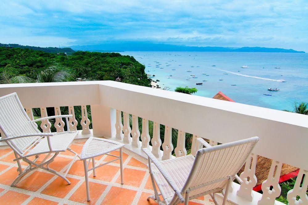 Artista Beach Villa Balabag  المظهر الخارجي الصورة