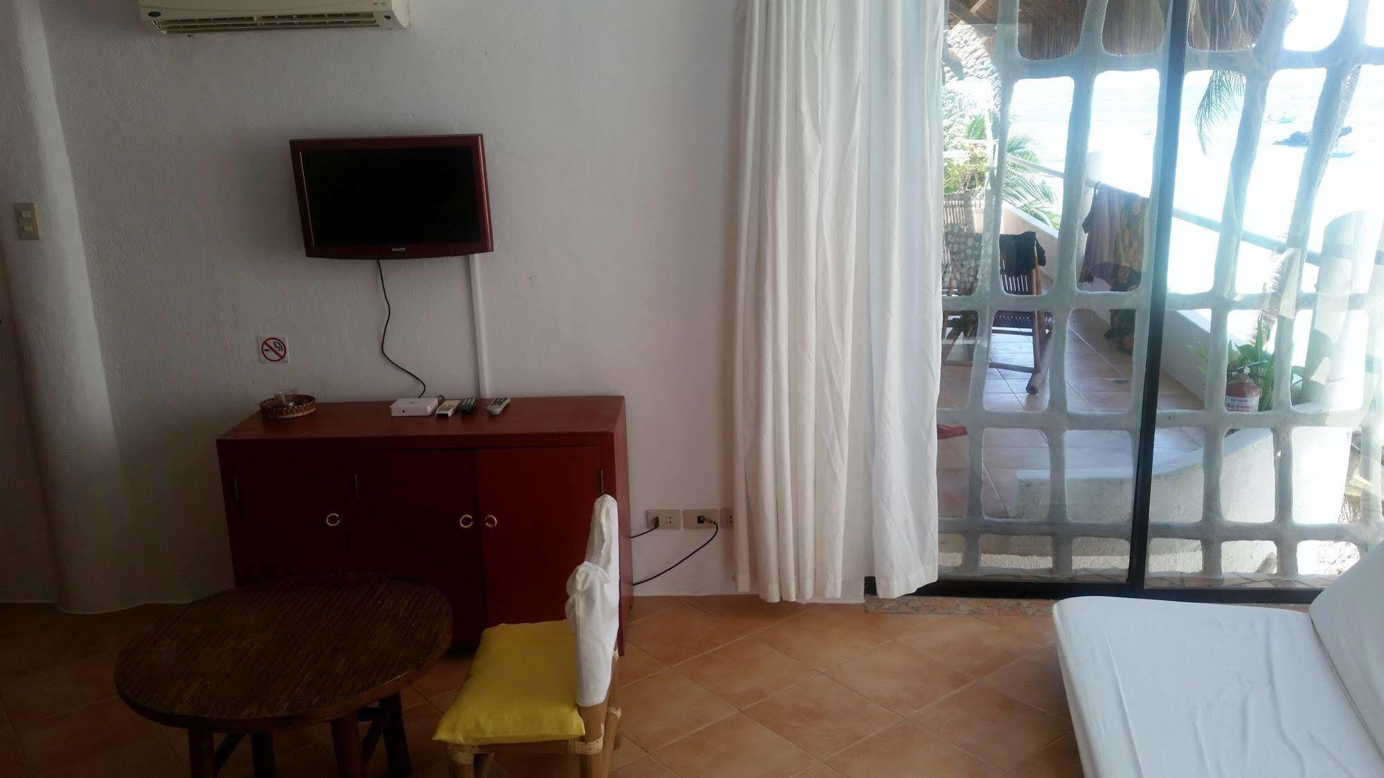 Artista Beach Villa Balabag  المظهر الخارجي الصورة