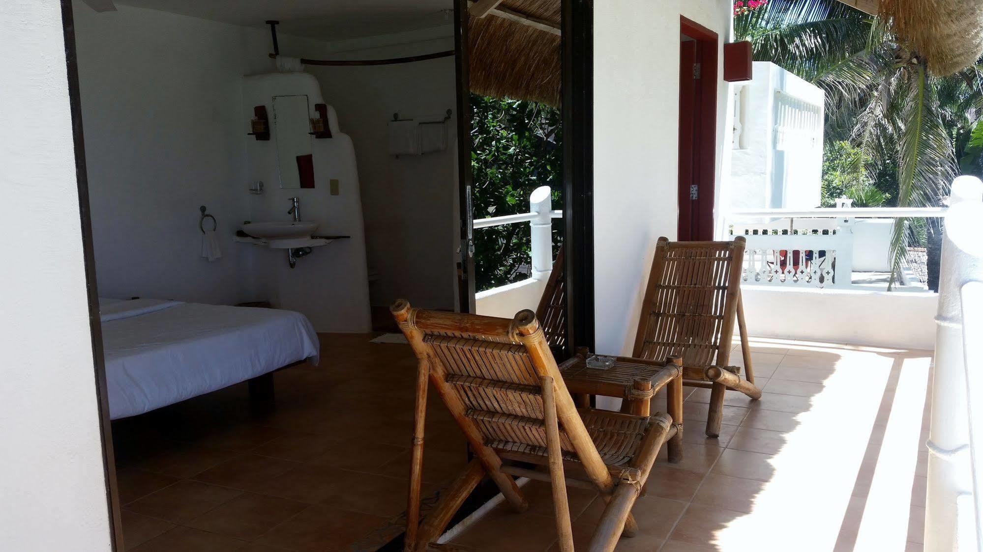 Artista Beach Villa Balabag  المظهر الخارجي الصورة