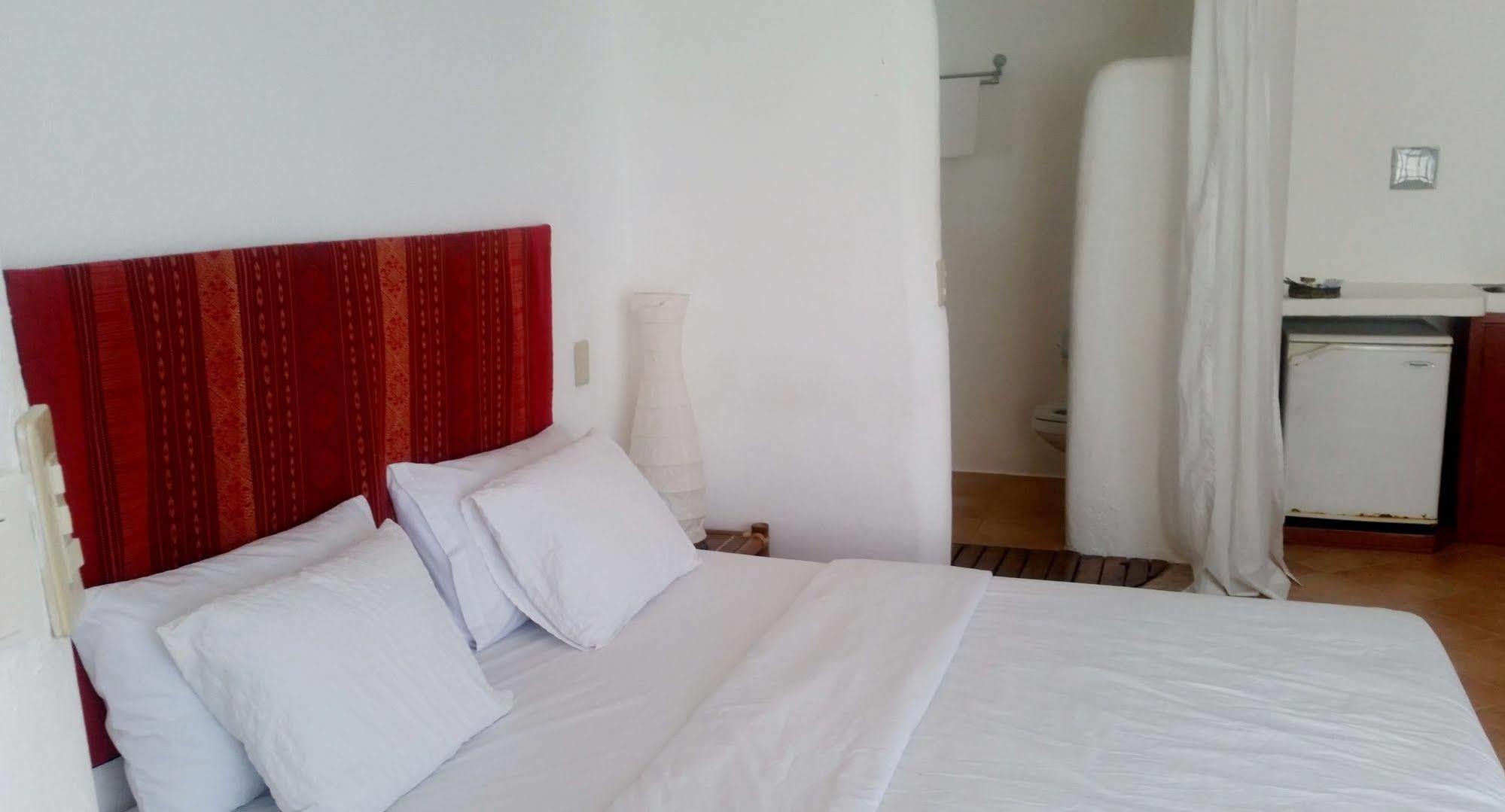 Artista Beach Villa Balabag  المظهر الخارجي الصورة